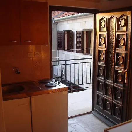 Apartment Mila Bol